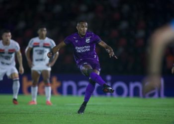 Brasileirão série “B”: Ceará vence o Botafogo-SP e entra no G4