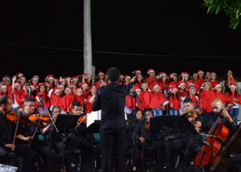 Espetáculo de Natal da Vila da Música reúne coral de mais de 80 crianças