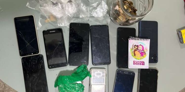 Operação da Polícia Civil resulta em dois suspeitos presos e na apreensão de drogas em Várzea Alegre
