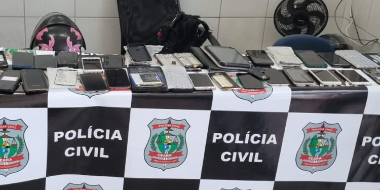 Polícia Civil prende suspeito e recupera 48 celulares furtados no Crato