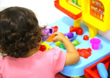 Projeto acolhe mães universitárias e transforma vidas na graduação