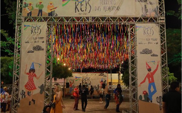 Ciclo de Reis 2024-2025 homenageia Mestres falecidos ao longo deste ano na ornamentação do evento