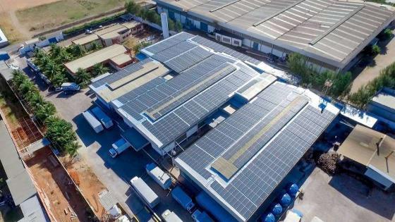 Governador Elmano de Freitas visita Industria Sabão Juá no Cariri