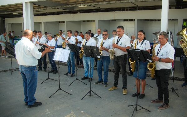 Banda de Música do Crato embarca no trem da folia e agita o pré-carnaval em vários pontos da cidade