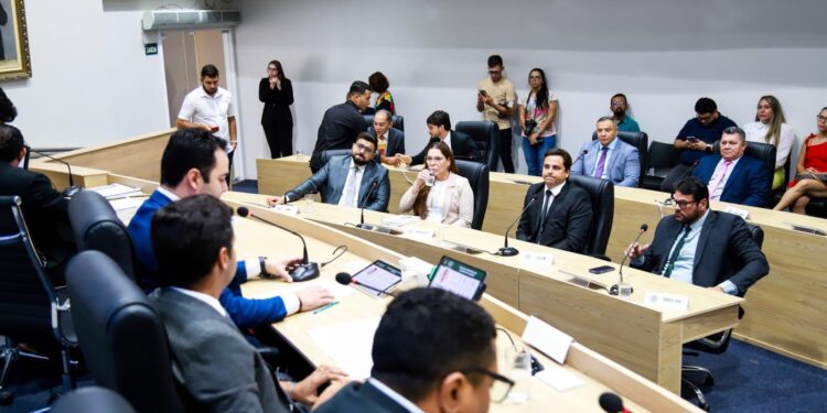 Câmara Municipal de Juazeiro do Norte abre a 19ª Legislatura com foco em fortalecer laços institucionais e com a comunidade