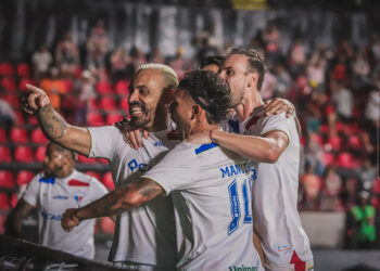 Fortaleza vence Sport na Ilha do Retiro e segue com 100% de aproveitamento na temporada