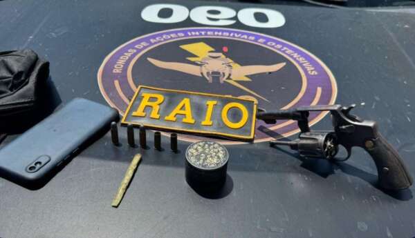 Polícia Militar prende suspeito com arma de fogo em Milagres