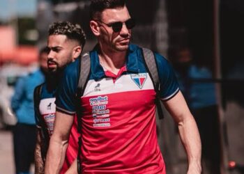 Para jogar em Sousa-PB, Fortaleza desembarcará esta tarde (18) em Juazeiro do Norte