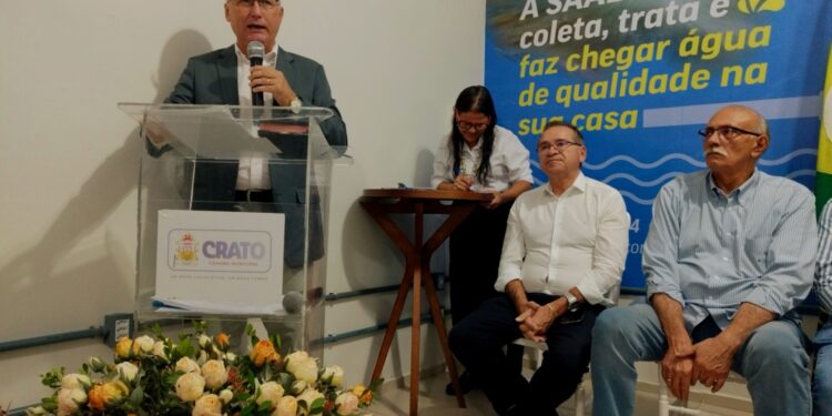 Novo presidente da SAAEC, Rildo Feitosa toma posse afirmando gestão com transparência e integridade