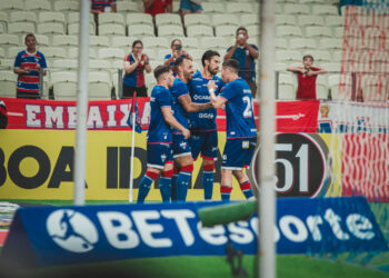Fortaleza goleia Ferroviário pela Copa do Nordeste na Arena Castelão