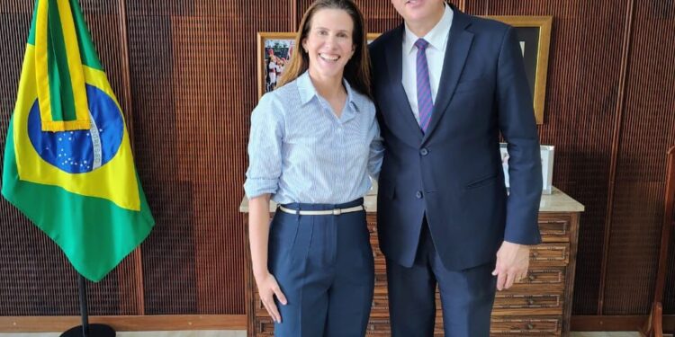 Propostas de Marília Falcioni apresentadas ao ministro e podem abrir portas para investimentos federais no interior