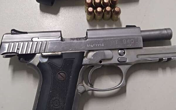 PMCE prende suspeito, apreende arma e recupera motos roubadas em Juazeiro do Norte