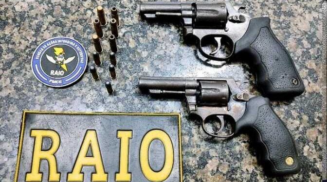 Polícia Militar captura dupla armada com revólveres no Crato