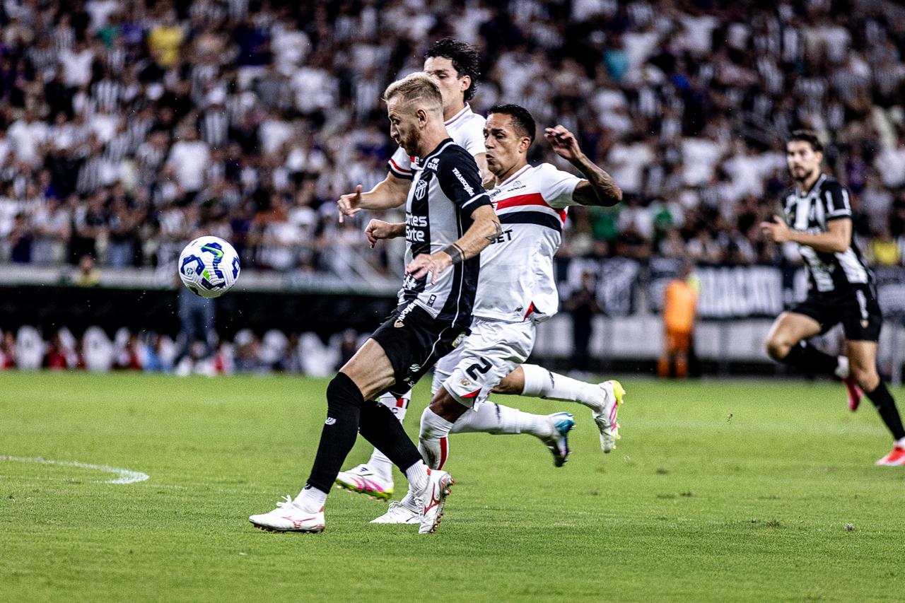 Em jogo de muito equilíbrio, Ceará fica em empate de 1×1 com o São Paulo