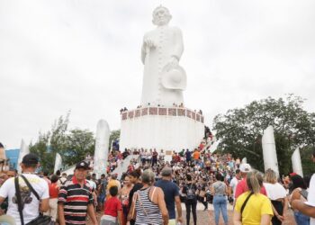 Tradicional Via Sacra, espetáculos teatrais e devoção marcam Semana Santa em Juazeiro do Norte