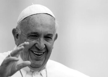 Morre o Papa Francisco, aquele que reaproximou à Igreja do Padre Cícero