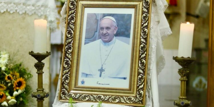 Missa diocesana em sufrágio da alma do Papa Francisco acontecerá na Basílica de Nossa Senhora das Dores nesta quinta-feira (24)