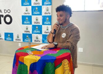 Crato realiza o I Seminário de Enfrentamento à LGBTQIAPN+fobia para profissionais da rede pública municipal de ensino
