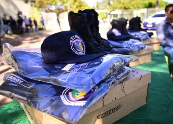 Guarda Civil Metropolitana de Juazeiro recebe novos fardamentos como parte do fortalecimento da segurança pública