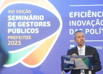 Elmano de Freitas anuncia criação de sistema integrado entre forças de segurança e guardas municipais