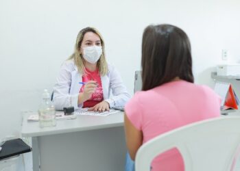 Juazeiro do Norte cria guichê exclusivo para agendamento de mamografias de mulheres entre 49 e 65