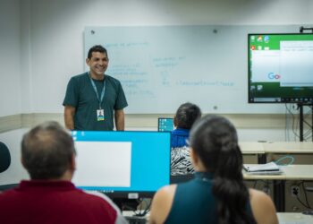 Cagece Capacita: matrículas para cursos gratuitos de eletricidade, excel e gestão financeira ocorrem neste sábado (2)