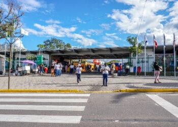 Demutran implanta ajustes no trânsito para melhorar fluxo de veículos em torno do Parque de Exposição a partir do dia 11