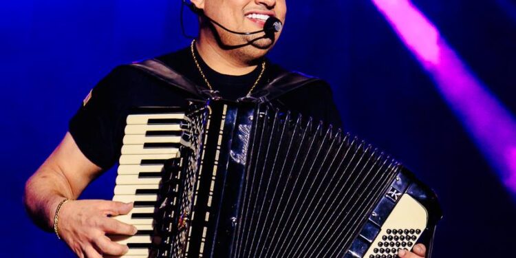 Última noite da ExpoCrato 2025 consagra edição histórica com emoção, recordes e muita música