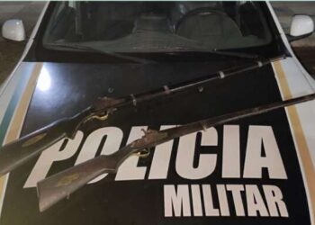 PMCE prende suspeito por tentativa de homicídio e apreende duas espingardas em Nova Olinda