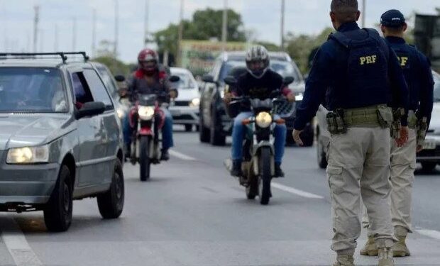 PRF transfere a fiscalização de trechos de rodovias federais a órgãos do Estado do Ceará