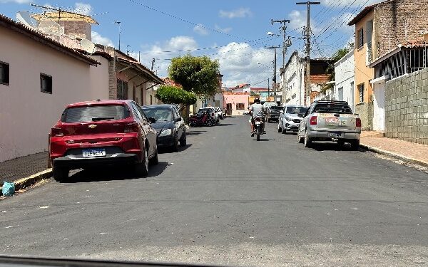 Programa Novos Caminhos do Crato já asfaltou mais de 20 ruas