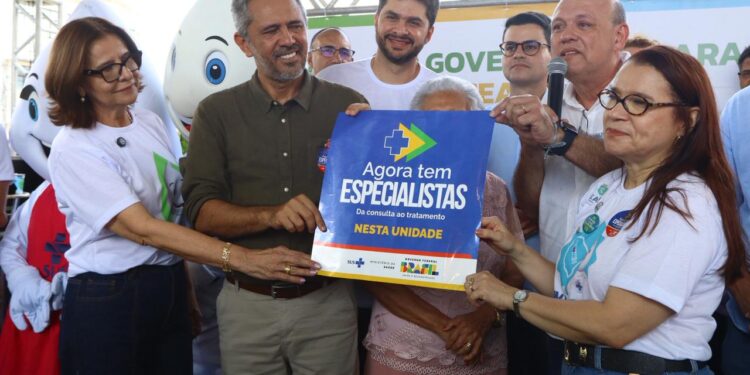 Em Brejo Santo, Estado e União anunciam investimentos para saúde do município e realizam Dia D de Vacinação