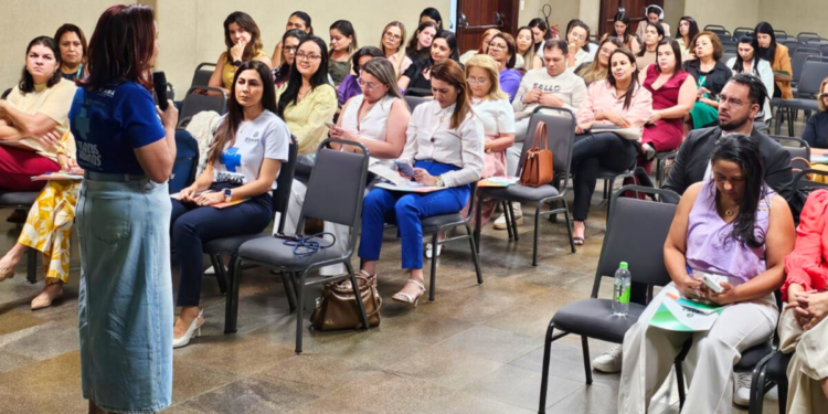 Sesa realiza encontro para avaliação do Projeto De Braços Abertos no Cariri e no Litoral Leste