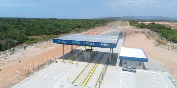 ZPE Ceará atrai R$ 571 bilhões em investimentos em marco histórico para o desenvolvimento industrial do Brasil