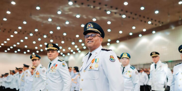 Governo do Ceará promove 2.532 militares durante solenidade em Fortaleza; totalizando 3.770 militares promovidos em solenidades na Capital e no Interior