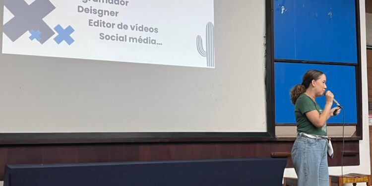 Erika Souza representa o Ceará no WordCamp Brasil 2025 com palestra sobre jornalismo digital