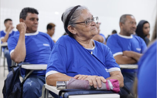 Matrículas para Educação de Jovens e Adultos estão abertas em Juazeiro do Norte