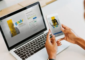 Em 2025, quase 900 mil novos usuários têm acesso gratuito à Internet pelo Ceará Conectado