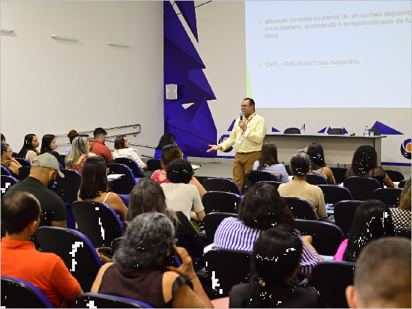 Capacitação da SAS para servidores tem foco na inclusão e atendimento ao público com TEA