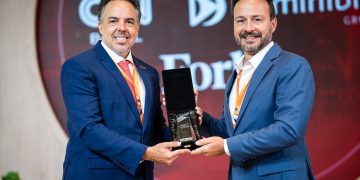 Ceará conquista prêmio de melhor ambiente de negócios em energia no país