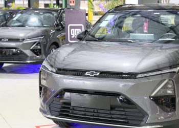 Ceará inicia produção de novo veículo elétrico da Chevrolet e fortalece indústria automotiva
