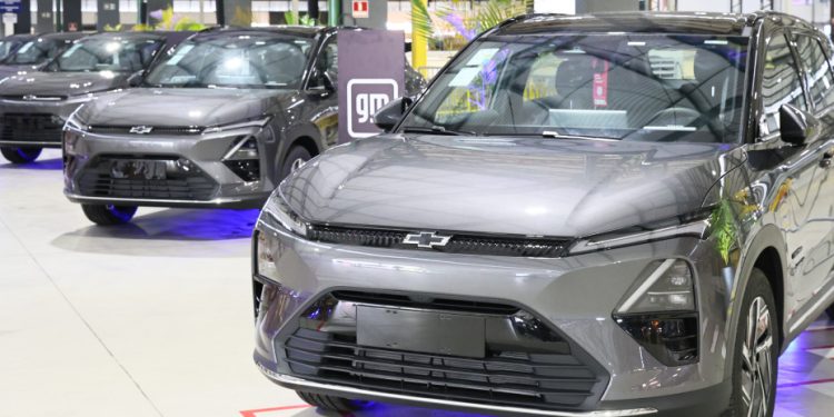 Ceará inicia produção de novo veículo elétrico da Chevrolet e fortalece indústria automotiva