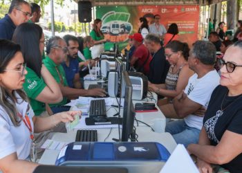 Com mais de 53 mil cartões entregues no CE, Caravana do VaiVem Trabalhador inicia ações no Cariri