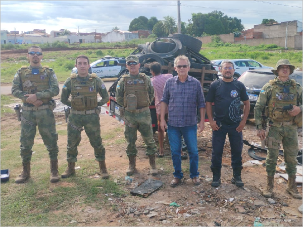 Juazeiro do Norte: Grupamento Ambiental autua estabelecimento por descarte irregular próximo ao Riacho dos Macacos