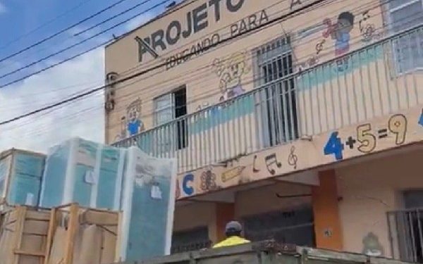 Mais um dia de avanços: escolas do Crato recebem novos equipamentos