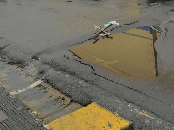 Rua São Luiz é interditada após identificação de falha na obra de esgotamento sanitário pela Cagece