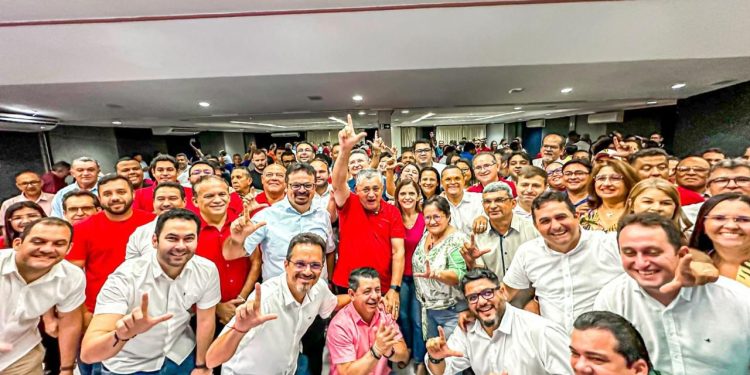 Guimarães reúne lideranças do Cariri em Juazeiro do Norte e reforça projeto eleitoral 2026