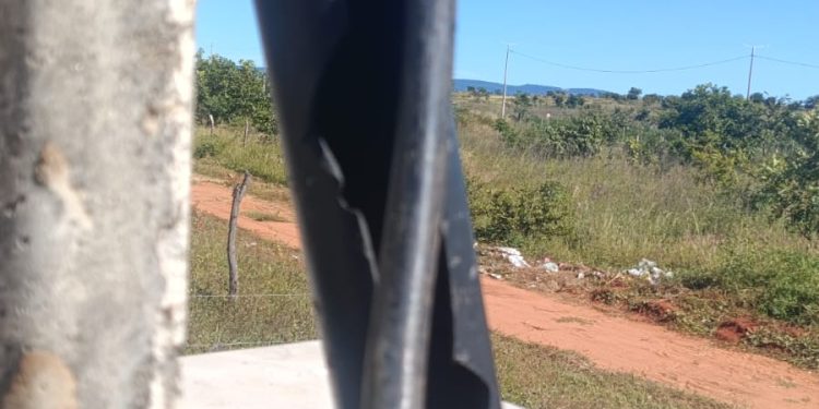 PM prende suspeitos de furtar cabos elétricos de poço da Cagece