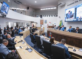 Câmara de Juazeiro aprova proibição da Zona Azul próximo a hospitais e escolas e criação do Conselho Municipal da Juventude