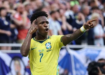 Vini Jr. assume artilharia da era Ancelotti e repete feitos de Rivaldo, Jairzinho, Romário e Ronaldo em Copas